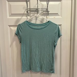 American Eagle light tee shirt